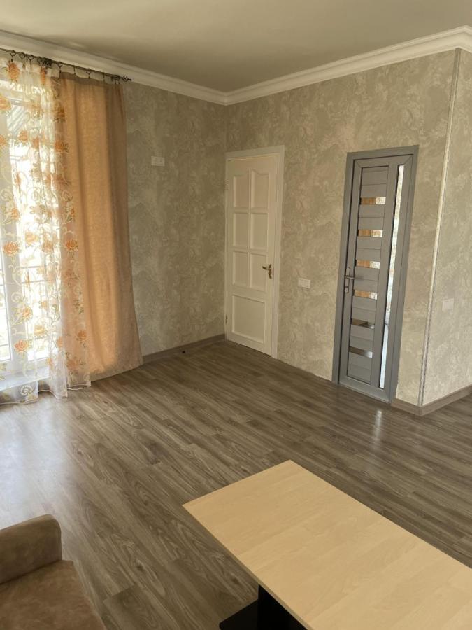 Armani Guest House Martuni المظهر الخارجي الصورة