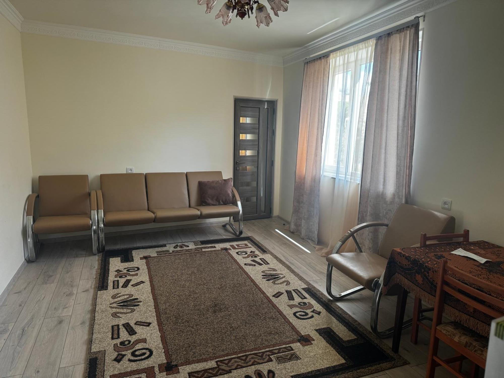 Armani Guest House Martuni المظهر الخارجي الصورة